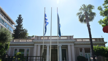 Κυβερνητικές πηγές: Η στάση του ΠΑΣΟΚ να εμφανίζει το μαύρο άσπρο παραπέμπει σε εποχές που θέλουμε να ξεχάσουμε