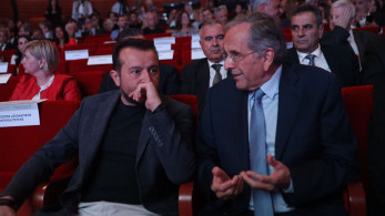Μέλος ΔΣ Ιδρύματος Σαμαρά: Πολιτικός πολιτισμός η χειραψία με Παππά - Δεν έκανε ποτέ πίσω για τη Novartis