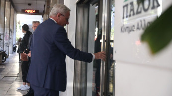 Πηγές ΠΑΣΟΚ: Οι αστείες δικαιολογίες για την καταψήφιση της κυβερνητικής πρότασης για τον Συνήγορο του Πολίτη