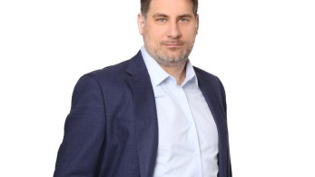 Ηλίας Τσούνης: ο πρώην υπεύθυνος Τύπου του e-ΕΦΚΑ, επικεφαλής Δημοσίων Σχέσεων στην Kosmocar