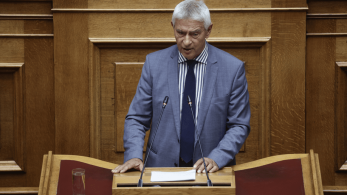 Τάσος Δημοσχάκης στο «Μανιφέστο» για τα 50 χρόνια ΝΔ: Είμαστε δυνατοί και αποφασισμένοι