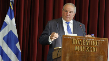 Γιατί ο Καραμανλής παίρνει αποστάσεις από τον Σαμαρά