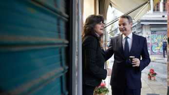 Ο Κυριάκος Μητσοτάκης στη γειτονιά του μετρό