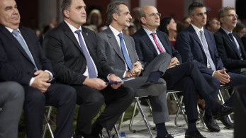 Έρχονται νέες φοροελαφρύνσεις - «Μαξιλάρι» 1,8 δισ. από την πάταξη της φοροδιαφυγής