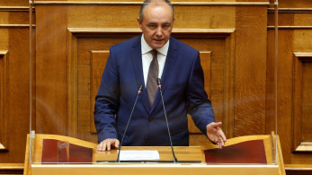 Θεόδωρος Καράογλου στο «Μανιφέστο» για τα 10 χρόνια από τον «μαύρο» Ιούνιο του 2015: Μια επικίνδυνη θεσμική παρωδία