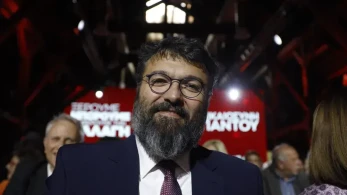 Στο... κοινωνικό περιθώριο στρέφει τις ελπίδες του ο απελπισμένος ΣΥΡΙΖΑ