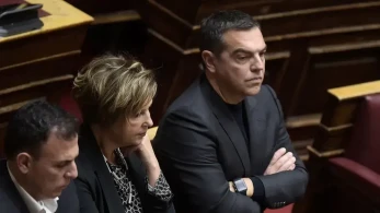 Ροκανίζουν ήδη την ηγεσία Φάμελλου - παρασκηνιακές επαφές για την επιστροφή Τσίπρα