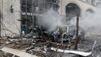 ΕΕ: οι Βρυξέλλες καταδικάζουν τα ρωσικά πλήγματα σε κτήρια διπλωματικών αποστολών στο Κίεβο