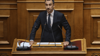 Βουλή - Αλέξης Χαρίτσης: Φάμελλος όπως... Κασσελάκης για τις αμυντικές δαπάνες