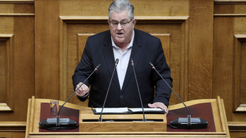 Μία από τα ίδια από το ΚΚΕ - Κουτσούμπας: Θεματοφύλακας της κυρίαρχης πολιτικής ο ΠτΔ