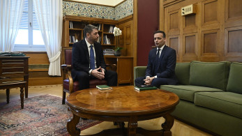 Συνάντηση Αδρουλάκη με Δούκα:  μέτωπο ανακριβειών για τα σκουπίδια