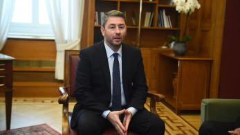 Στα «σχοινιά» ο Ανδρουλάκης, στα… κάγκελα το ΠΑΣΟΚ