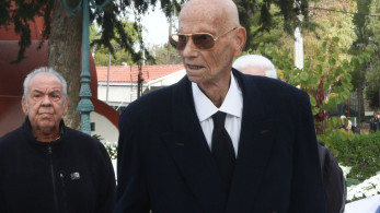 Στο νοσοκομείο με πνευμονία ο Αντώνης Αντωνιάδης