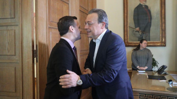 Φήμες θέλουν τον Δούκα να... κατηφορίζει στην Κουμουνδούρου