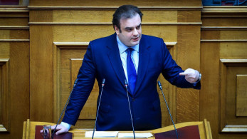 Κυριάκος Πιερρακάκης: Μεγάλη κατάκτηση η σύμβαση για τα Δημόσια Ωνάσεια Σχολεία