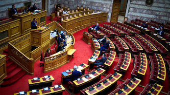 Βουλή: «Nαι» στη σύμβαση για τα Δημόσια Ωνάσεια Σχολεία από ΝΔ, ΠΑΣΟΚ και Πλεύση Ελευθερίας