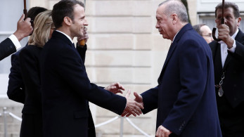 «Πρέσινγκ» Ερντογάν σε Μακρόν για συνεργασία στην αμυντική βιομηχανία
