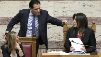 Άδωνις Γεωργιάδης: το αιχμηρό σχόλιο για τις... δηλητηριώδεις καρδούλες της Ζωής Κωνσταντοπούλου