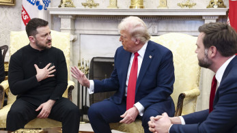 Οι Αμερικανοί αποδοκιμάζουν Τραμπ για την Ουκρανία: «Ακραία» η επίθεση σε Ζελένσκι στο Οβάλ Γραφείο