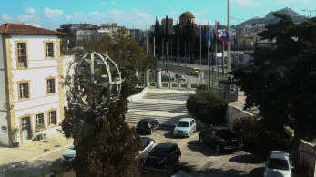 Δικαίωση για τις τρεις συμβασιούχους του 9,84 - Κόλαφος για τη διοίκηση Δούκα