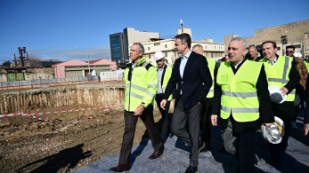 Στον Πειραιά ο Κυριάκος Μητσοτάκης: επίσκεψη στο νέο δικαστικό μέγαρο και το μουσείο ενάλιων αρχαιοτήτων (φωτό)