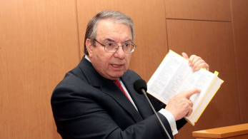 ΠΑΣΟΚ-ΣΥΡΙΖΑ: Ανοίξτε και κανένα λεξικό…