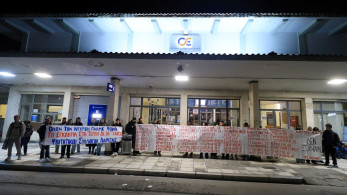 Λάρισα: επίθεση με πέτρες στον σταθμό του ΟΣΕ
