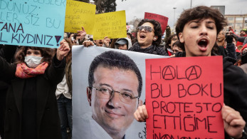 Επεισόδια σε συγκέντρωση για τον Ιμάμογλου στην Κωνσταντινούπολη (video)