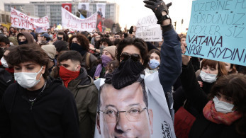 Επίσημη η καρατόμηση Ιμάμογλου - Καλεί σε διαδηλώσεις και μιλάει για «προδοσία κατά της Τουρκίας»