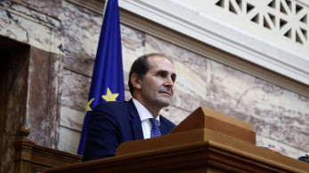 Πέθανε ο Απόστολος Βεσυρόπουλος - Υπέστη ανακοπή καρδιάς