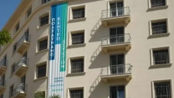 «Αθήνα Ψηλά»: ανησυχία για την κατάρρευση της δομής αστέγων του δήμου Αθηναίων