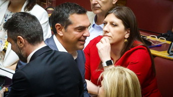 Η Ζωή πήρε φόρα και στέλνει τον Τσίπρα στο… λαγούμι του