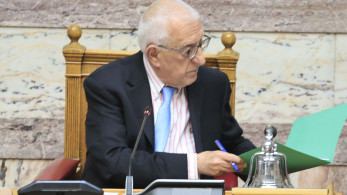 Τέρμα στα  τοξικά σόου της Κωνσταντοπούλου: ο Κακλαμάνης την παραπέμπει στην Επιτροπή Δεοντολογίας (video)