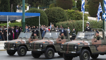 25η Μαρτίου: μεγαλειώδης στρατιωτική παρέλαση στο Σύνταγμα