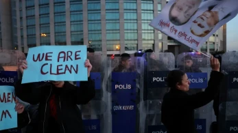 Έκρυθμη η κατάσταση στην Τουρκία: αίτημα για προφυλάκιση Ιμάμογλου - Μαζικές διαδηλώσεις για τέταρτη νύχτα στην Κωνσταντινούπολη (video)
