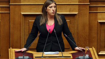 «Δεν ξέρει τη γλώσσα, αλλά θέλει να γίνει καθηγητής» - Βολές Ζωής σε Τσίπρα για νέο ρόλο (video)