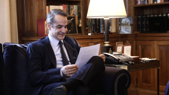 Ο Μητσοτάκης ξέρει να κερδίζει την κοινωνία