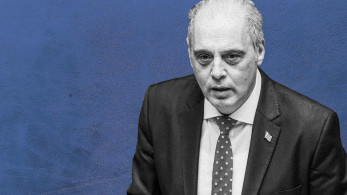 Ο Βελόπουλος κατηγορεί το «Μανιφέστο» για fake news... χωρίς να κοκκινίζει (video)