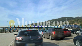 Συνεχίζεται η έξοδος του Πάσχα: υψηλή πληρότητα στα πλοία - Επί ποδός η τροχαία (photos)