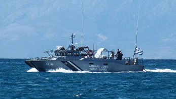 Φωτιά στη Σούδα Ρεθύμνου: σκάφη του Λιμενικού, της Frontex και ιδιώτες σπεύδουν για συνδρομή
