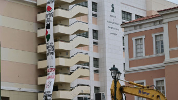 Φοιτήτρια ΕΚΠΑ: ελεγχόμενη είσοδος vs. «μπάτε σκύλοι αλέστε» (video)