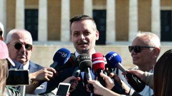 Ομογενείς κατά Δούκα: δεν τον θέλουν για τελετάρχη της παρέλασης στη Βοστώνη (video)