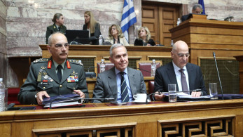 «Ασπίδα του Αχιλλέα»: Δένδιας και Χούπης ενημέρωσαν τη Βουλή για τις σύγχρονες Ένοπλες Δυνάμεις