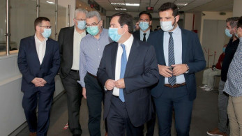 Μηταράκης στη Διεύθυνση Αλλοδαπών: Πιο γρήγορα η έκδοση εγγράφων