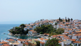 Στη Σκιάθο ο Σεΐχης του Κατάρ