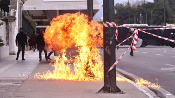 «Ακίνδυνες» μολότοφ: αριστερές «πλάτες» στην ανομία