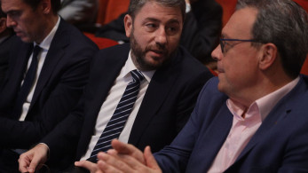 ΠΑΣΟΚ-ΣΥΡΙΖΑ: σε βέρτιγκο μετά το πόρισμα Καρώνη - Μένουν με το στίγμα της εργαλειοποίησης