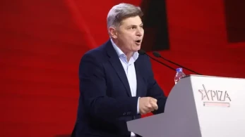 Ο Νικόλας Φαραντούρης παίρνει αποστάσεις από τον ΣΥΡΙΖΑ