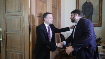 Συνεχίζεται η «ανίερη» συμμαχία ΠΑΣΟΚ - ΣΥΡΙΖΑ στον Δήμο Αθηναίων