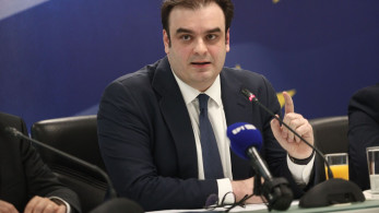 Λύση για τους δανειολήπτες με ελβετικό φράγκο επεξεργάζεται ο ΥΠΟΙΚ Κυριάκος Πιερρακάκης